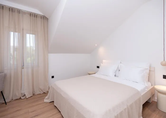 아파트 Brand New & Stylish Beachfront Next To Bacvice 스플리트